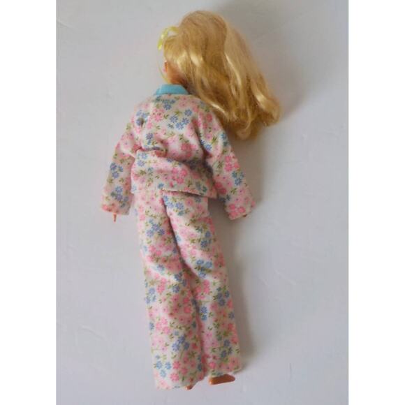VTG 90s Barbie Doll 12" Twist Turn Articulated Pink Earrings Pjs1993 Mattel - Picture 7 of 8